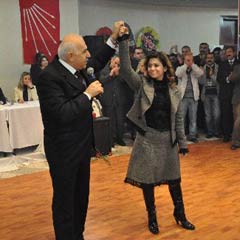 CHP Tarsus İlçe Kongresi'nde gergin anlar yaşandı