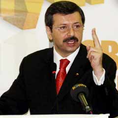 Hisarcıklıoğlu: Darbeyi vatana ihanet kabul ederim