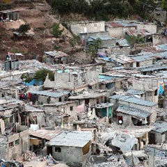 Haiti'de 400 bin depremezede başka yere yerleşti