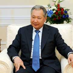 Kırgız lider Bakiyev icraatlarını anlattı