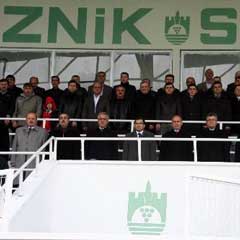 Yenilenen İznik Stadı hizmete açıldı