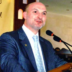 'Türkiye yoluna İMF'siz devam etmeli'