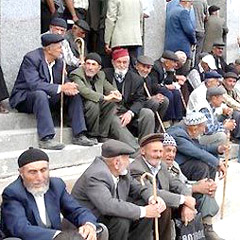 Kim ne kadar maaş alacak?