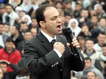 Baydemir'e yurt dışı yasağı