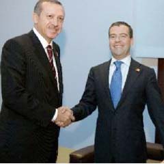 Erdoğan ve Medvedev ikili ilişkileri ele aldı