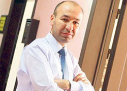 Her çocuk bir Louis Vuitton