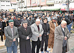 'Gerçek alim münafıklığa alet olmaz!'