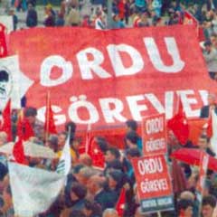 'Sol partiler darbe istiyor'