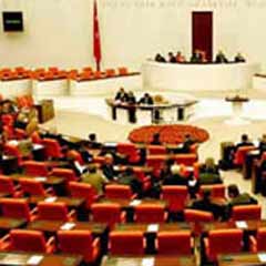 TBMM küfürle açıldı