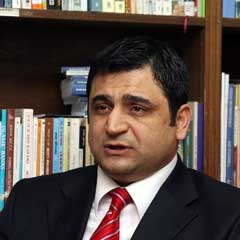 Laçiner: O askerler bölge dışına çıkarılsın