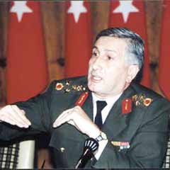 Çevik Bir'i çileden çıkaran diyalog