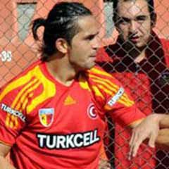 Galatasaray Ali Turan ile anlaştı