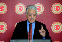 CHP, AK Partiyi Avrupaya Şikayet Etti