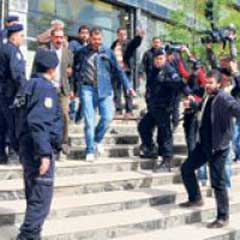 Gözaltındakilere KCK toplantı ve kaynak aktarımı soruluyor