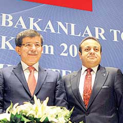 Davutoğlu ve Bağış, ''AB'' için bir araya geldi