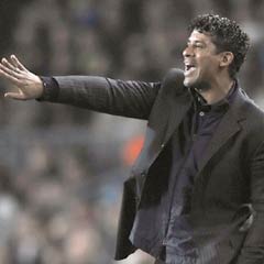Rijkaard: Takım ruhuyla kazandık