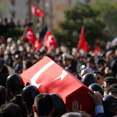 Kayseri'nin İlk Kadın Şehidi Duvağıyla Uğurlandı