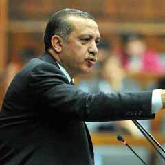 Erdoğan'a göre 'kadınsız siyaset'