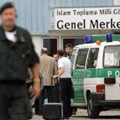 Milli Görüş suçlamalara açıklık getirdi