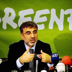 Greenpeace, Enerji Bakanı'nı ikna edemedi