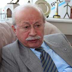 Oktay Ekşi'ye 'Utanmaz küstah' dedi!