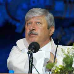 Bakan Eroğlu, Akaydın'a ateş püskürdü