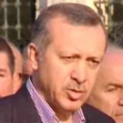 Erdoğan cumayı Vakıf Camisinde kıldı