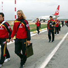 Galatasaray kafilesi Bursa'da