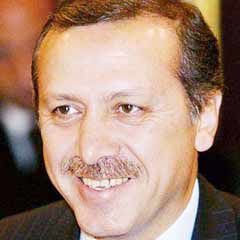 Erdoğan'ı gülümseten soru!