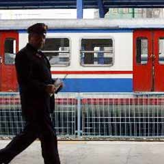 Adana-Diyarbakır treni, seferini durdurdu