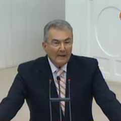 El Beşir'e saldırarak Öymen'i savundu!