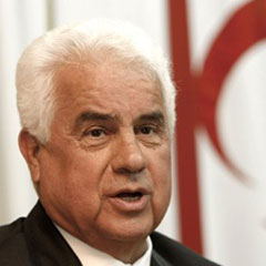 Derviş Eroğlu aşı olacak