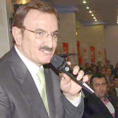 Hikmet Şahin hayatını kaybetti