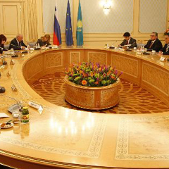 Kazakistan ile Slovenya masaya oturdu
