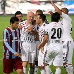 Beşiktaş mağlubiyeti camiayı karıştırdı