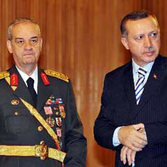 Erdoğan Başbuğ ile bir araya geldi
