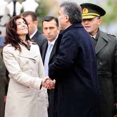 FLAŞ: Gül Tunceli'de konuştu