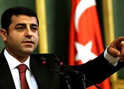 Demirtaş Öyle Bir Tahrik Etti ki..