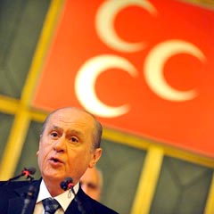 Behçeli'den yine ağır ithamlar