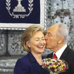 Clinton bir an önce görmek istiyor!