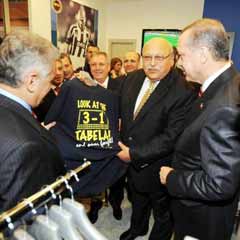 Başbakan Erdoğan'a sürpriz hediye