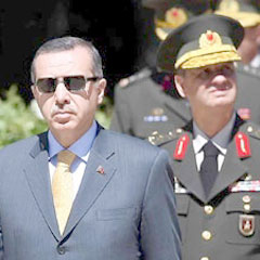 Erdoğan ve Başbuğ törende görüşecek