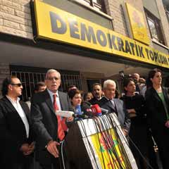 DTP, Cumhuriyet Bayramı'nı kutladı