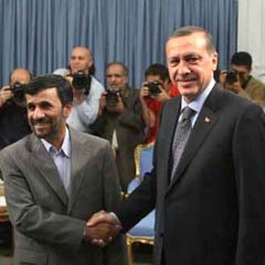 Ahmedinejad Erdoğan'ı öyle bir övdü ki!