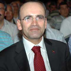 Şimşek: 2010 bütçesi, krizden çıkış bütçesi