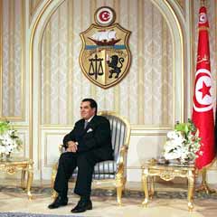 Tunus'ta Bin Ali 5 yıl daha devlet başkanı