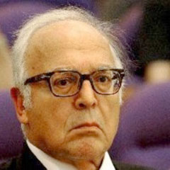 Kanadoğlu tekrar sahnede