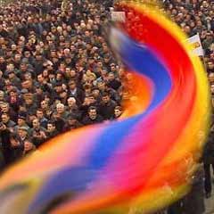 Ermenistan'dan Azeri askere kurşun: 1 şehit