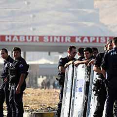 Habur Sınır Kapısı geçişlere kapatıldı