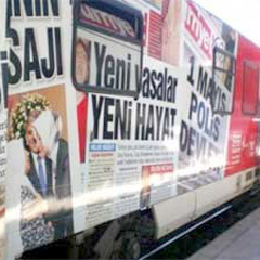 Eğitime ara Hürriyet trenine karşılama